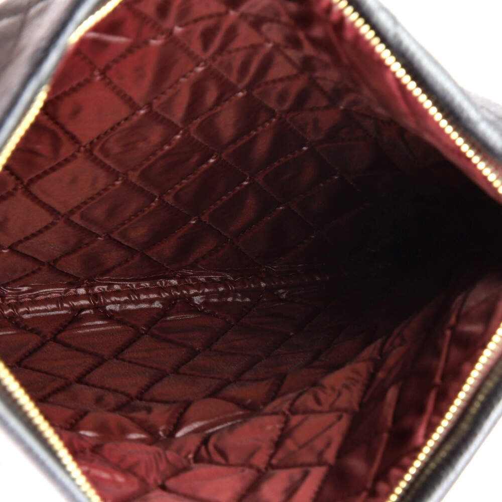 Chanel Beauty CC Clutch Quilted Caviar - Picture 5 of 6